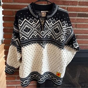Dale of Norway Black and White Zip Up Sweater
